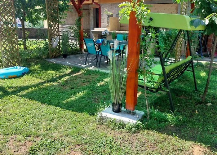 Apartmani Lana 2